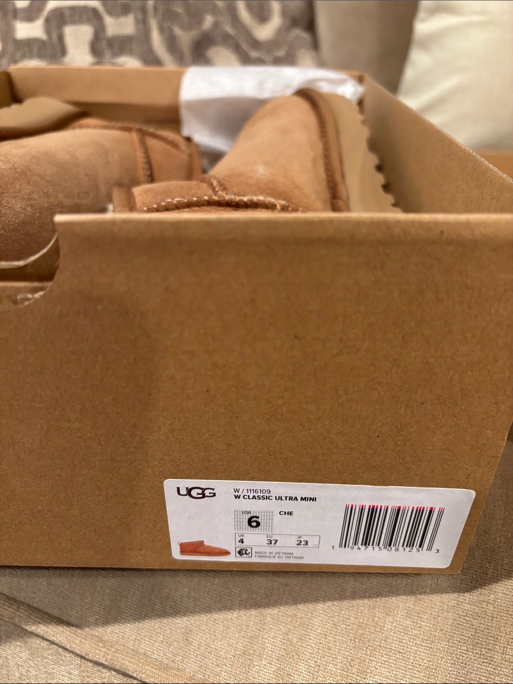 Ugg Women’s Classic Ultra Mini (Cozy Suede Shearling Ankle Boots - Chestnut) - Picture 6 of 6